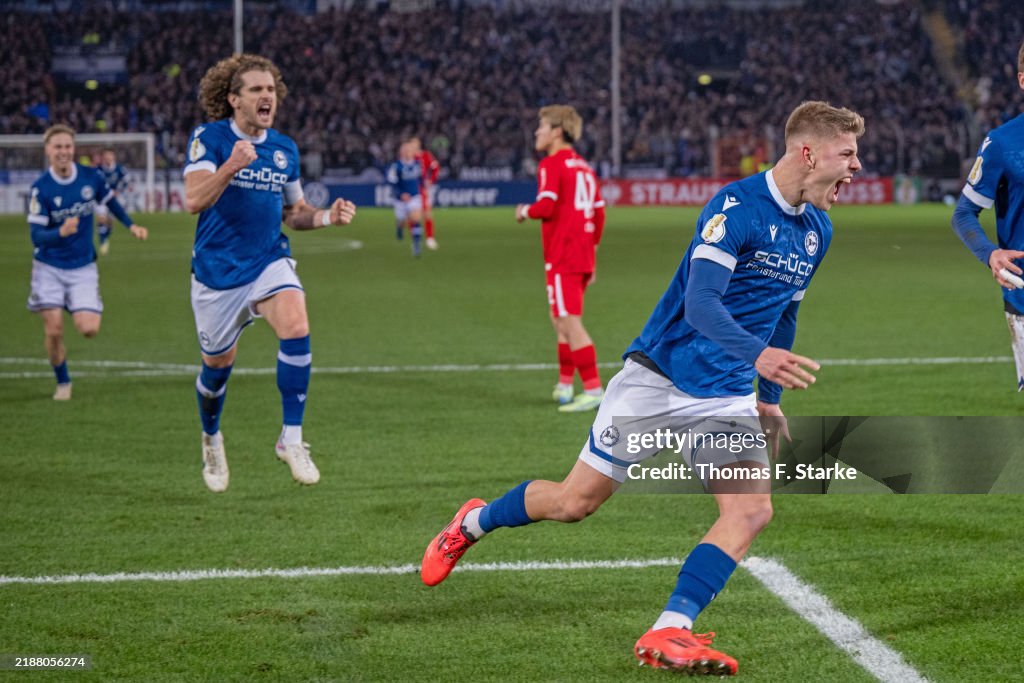 Arminia Bielefeld v Sport-Club Freiburg - DFB Cup: Round of 16