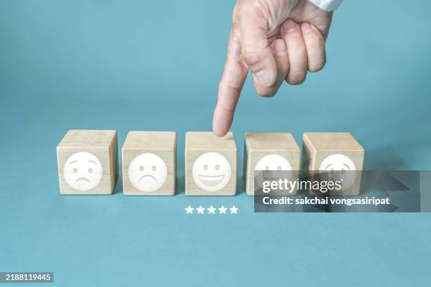 human resource management, selection, leadership, concept of excellence, five stars, gold stars - employee engagement stock pictures, royalty-free photos & images
