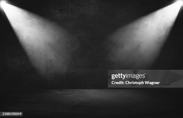 hintergrund, grau, spotlight, präsentation - scheinwerferlichter stock-fotos und bilder