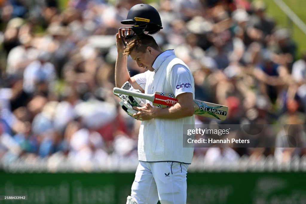 New Zealand v England - 2nd Test: Day 1