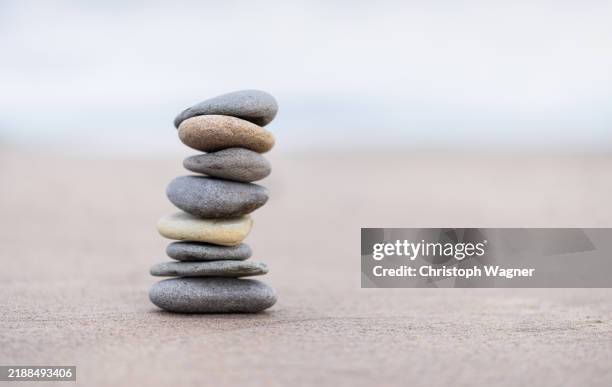 hintergrund, kieselsteine, balance - pile of rocks stock pictures, royalty-free photos & images