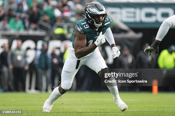 Sweat Rushing Philadelphia Eagles linebacker Josh Sweat rushes during the game ...