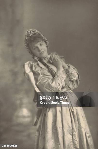 Miss Letty 32 William Lind Stock Photos, High-Res Pictures, and Images - Getty Images