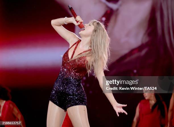 Taylor Swift performs onstage during "Taylor Swift | The Eras Tour" at BC Place on December 06, 2024 in Vancouver, British Columbia.