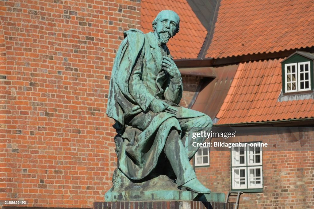 Monument to Emanuel Geibel, Koberg, Lübeck, Schleswig-Holstein, Germany Denkmal Emanuel Geibel, Koberg, Lübeck, Schleswig-Holstein, Germany