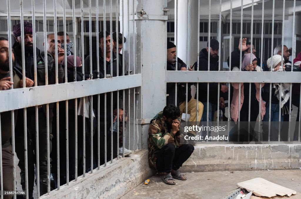 Waiting continues in Sednaya Prison in Damascus