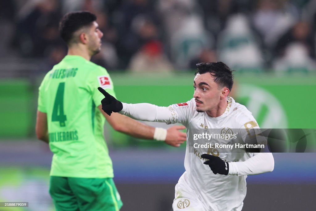 VfL Wolfsburg v 1. FSV Mainz 05 - Bundesliga