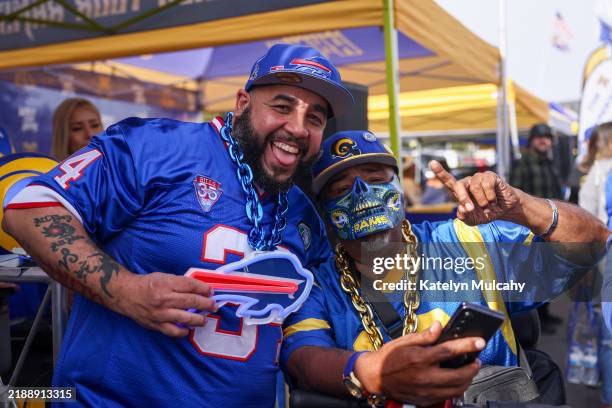 Bad Rams Fan 4,177 Los Angeles Rams Fans Stock Photos, High-Res Pictures, and Images ...