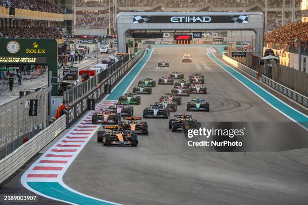 F1 Racing Startingline 1,400 Formula 1 Start Line Stock Photos, High-Res Pictures, and Images ...