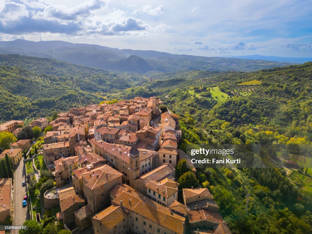 Seggiano, Tuscan medieval town from drone