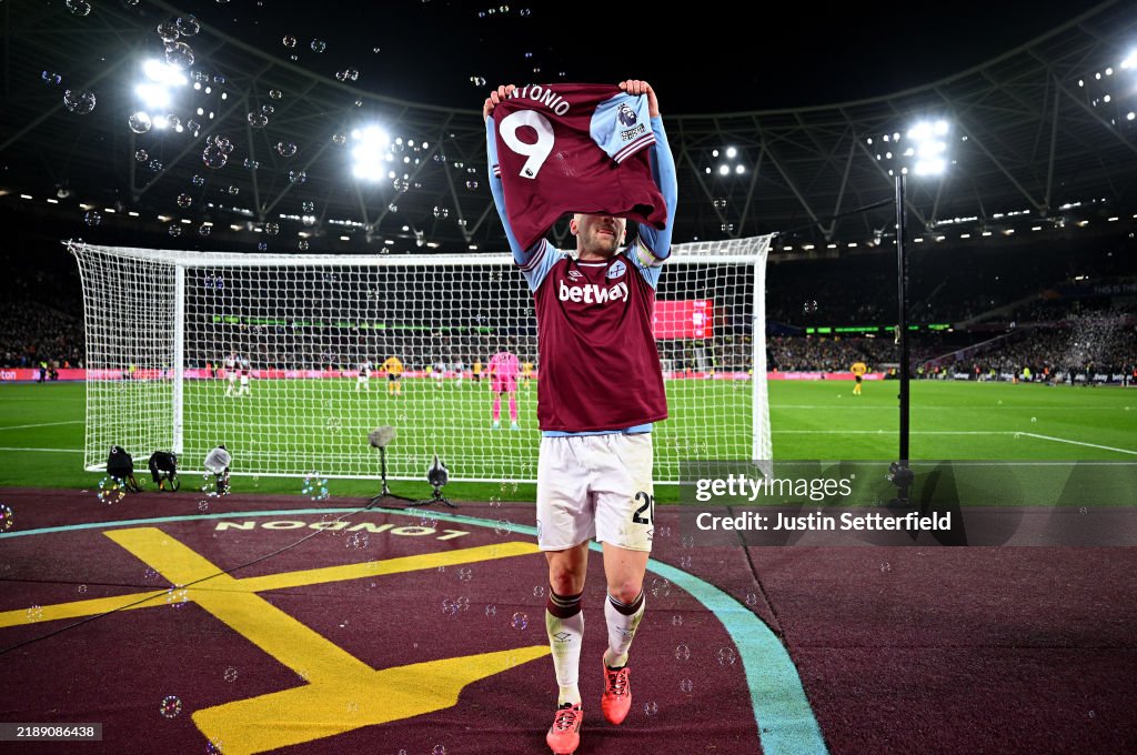 West Ham United FC v Wolverhampton Wanderers FC - Premier League