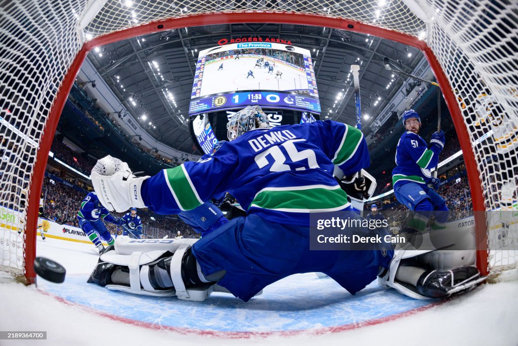 Boston Bruins v Vancouver Canucks