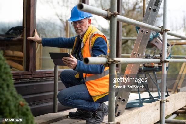precision and safety - scaffolding stock pictures, royalty-free photos & images