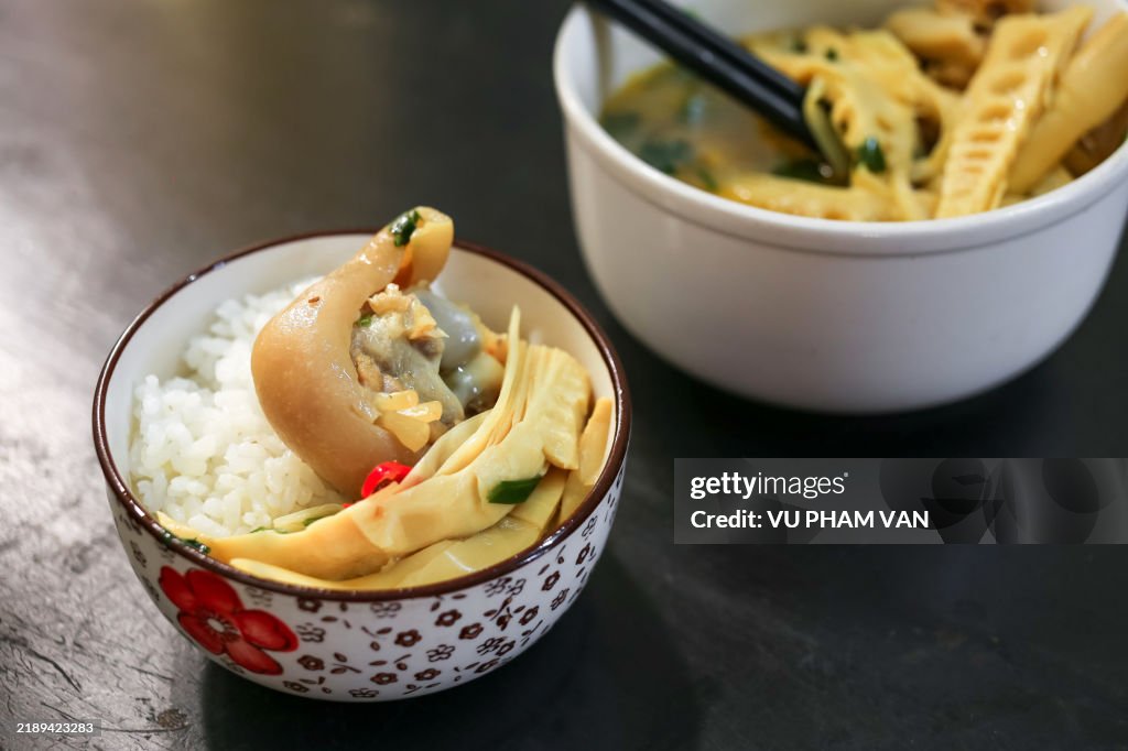 Slow-cooked young bamboo shoots soup stewed with pork trotters and prawns