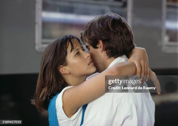 Portrait de l'actrice Sophie Marceau et Pierre Cosso lors du tournage du film de Claude Pinoteau " La Boum 2", le 2 juillet 1982.
