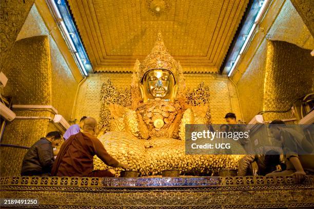 Myanmar, Mandalay, Mahamuni paya.