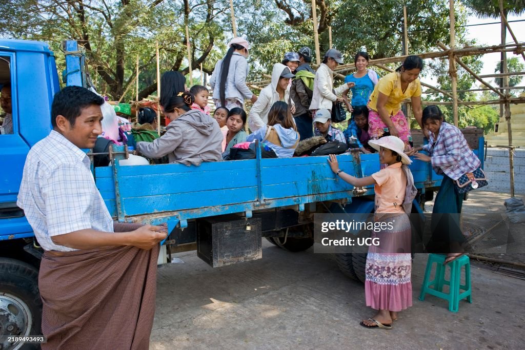 Myanmar, Bago, local transport