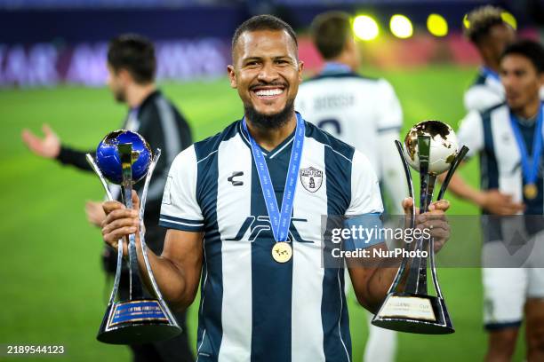 Salomon Rondon of Pachuca celebrates with the FIFA Derby of the Americas Cup and FIFA Challenger Cup during the ceremony after winning the FIFA...