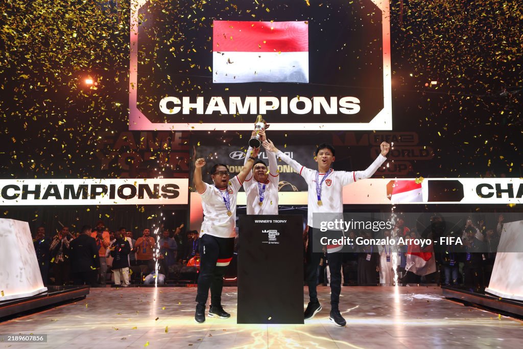 FIFAe World Cup featuring eFootball Console: Day 4