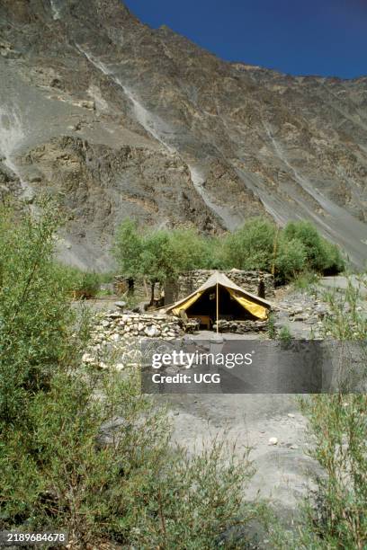Hunza Complex 5,231 Hunza Valley Pakistan Stock Photos, High-Res Pictures, and Images ...