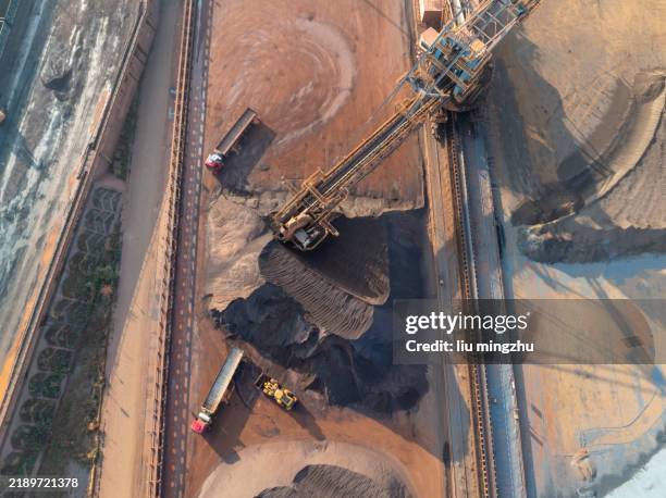 Loading In Mining 10,521 Mining Operation Stock Photos, High-Res Pictures, and Images ...