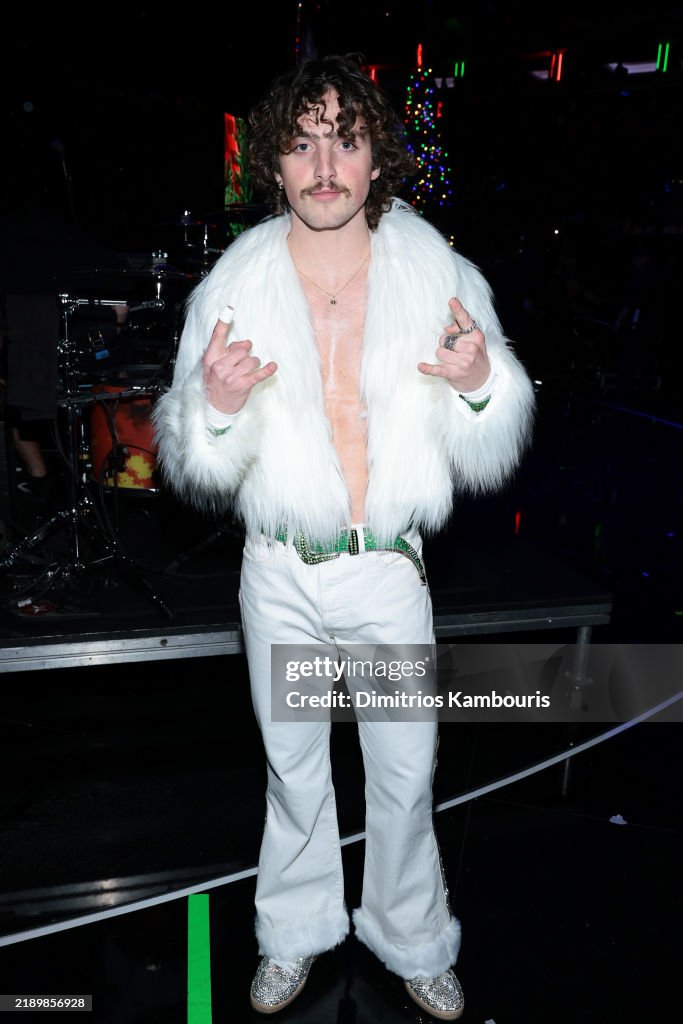 IHeartRadio z100's Jingle Ball 2024 Presented By Capital One - Backstage