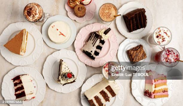 assortment of cakes seen from above - taartpunt stockfoto's en -beelden