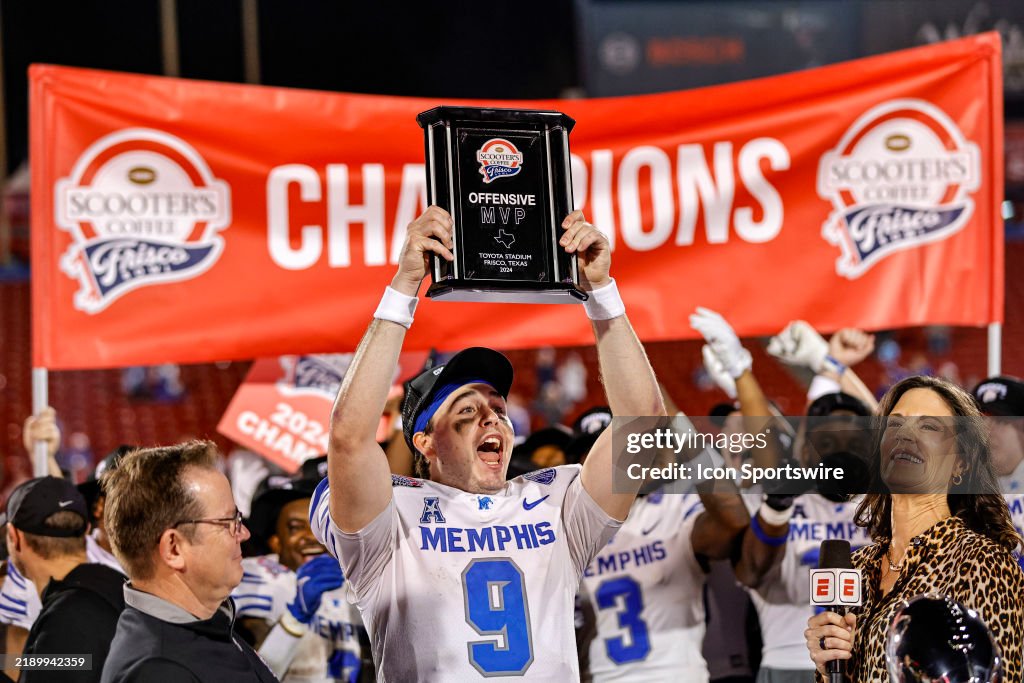 COLLEGE FOOTBALL: DEC 17 Scooter's Coffee Frisco Bowl Memphis vs West Virginia