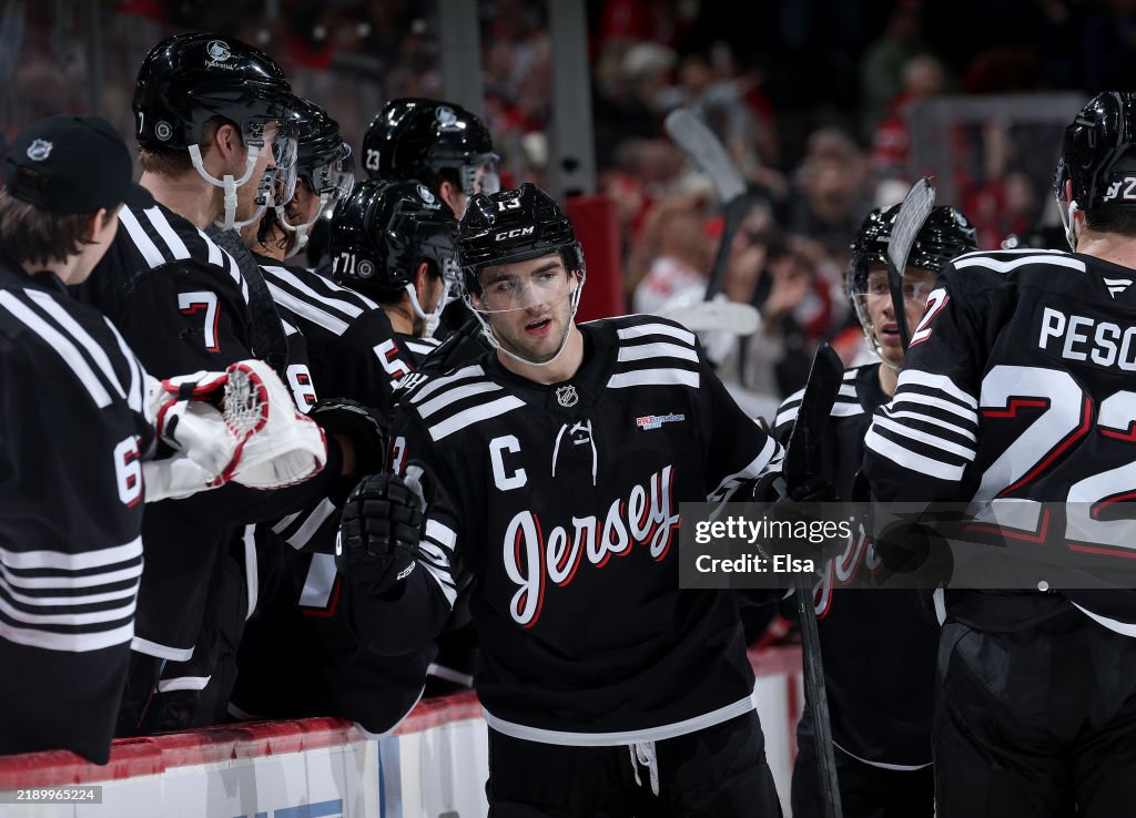 Chicago Blackhawks v New Jersey Devils