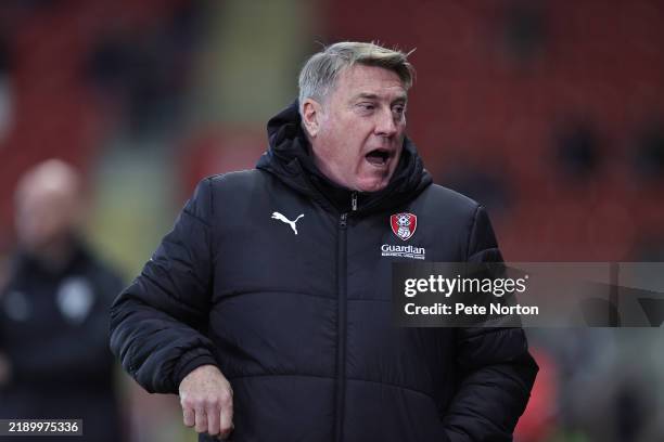 Paul Rayner Rotherham 72 Paul Raynor Photos & High Res Pictures - Getty Images