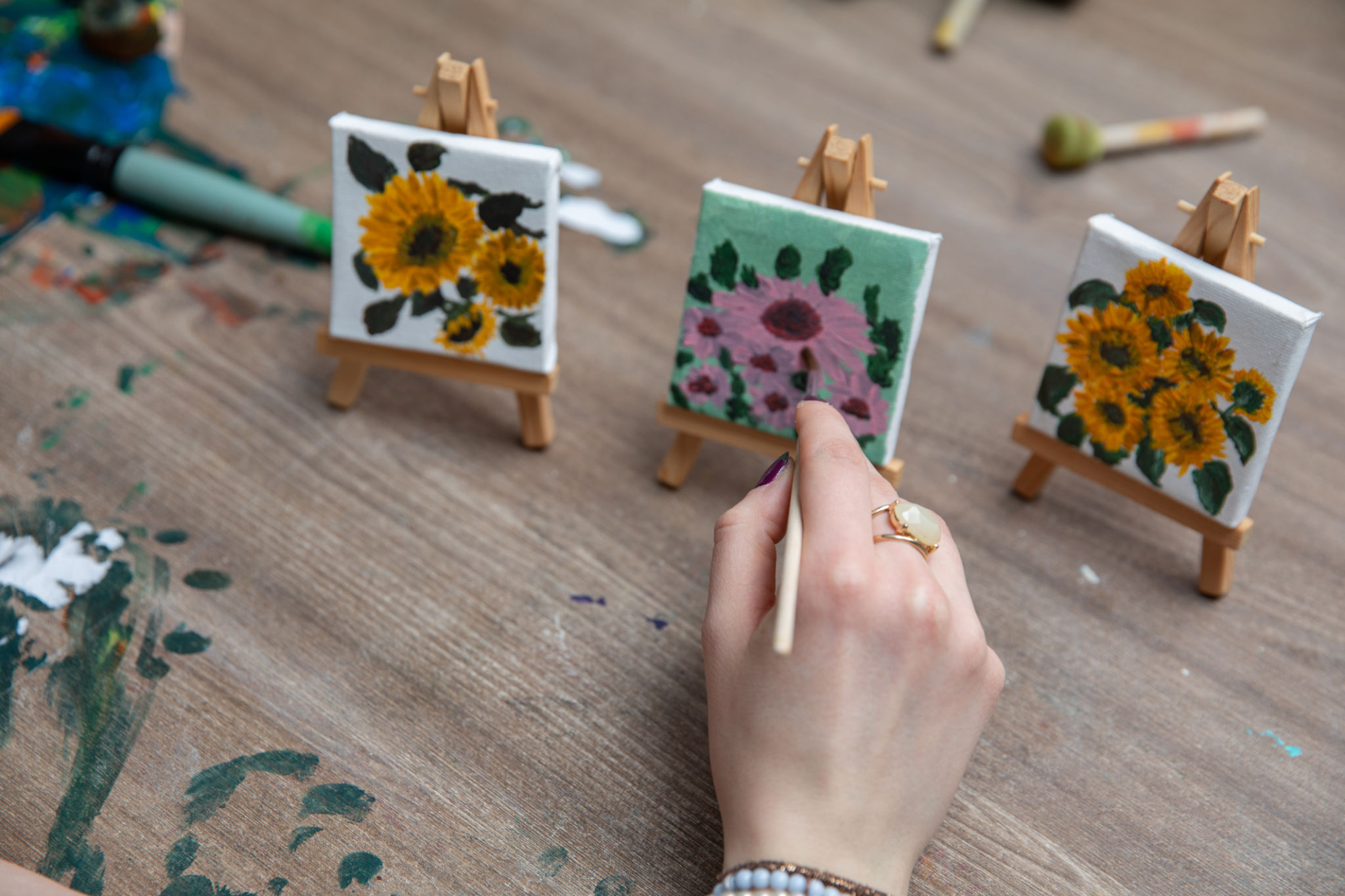 painting small details