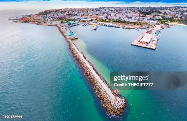 mossel bay in the western cape - mossel bay lighthouse stock pictures, royalty-free photos & images