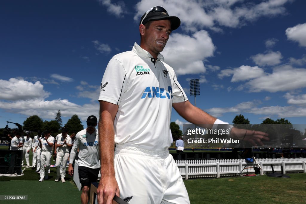 New Zealand v England - 3rd Test: Day 4
