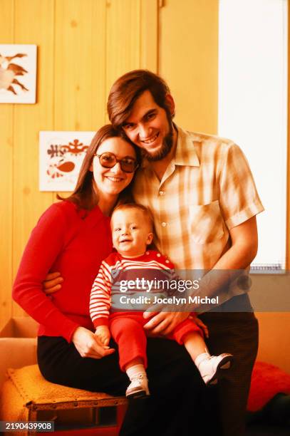 portrait happy parents with cute toddler son - 20th century stock pictures, royalty-free photos & images