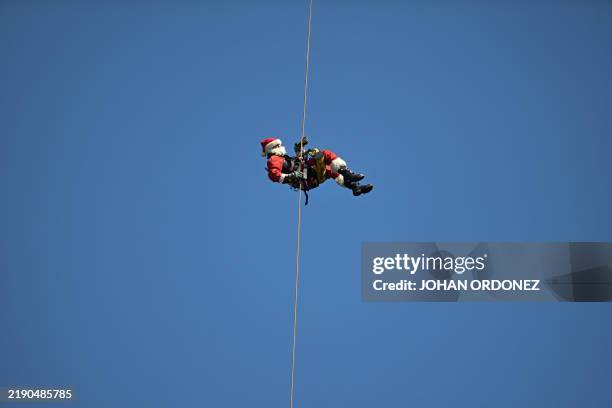 88 Hector Chacon Photos & High Res Pictures - Getty Images