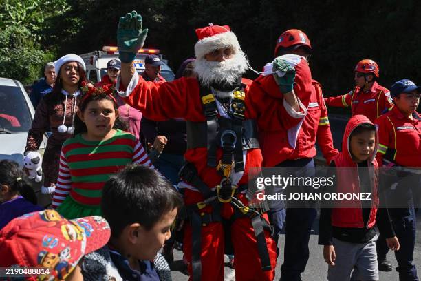 88 Hector Chacon Photos & High Res Pictures - Getty Images