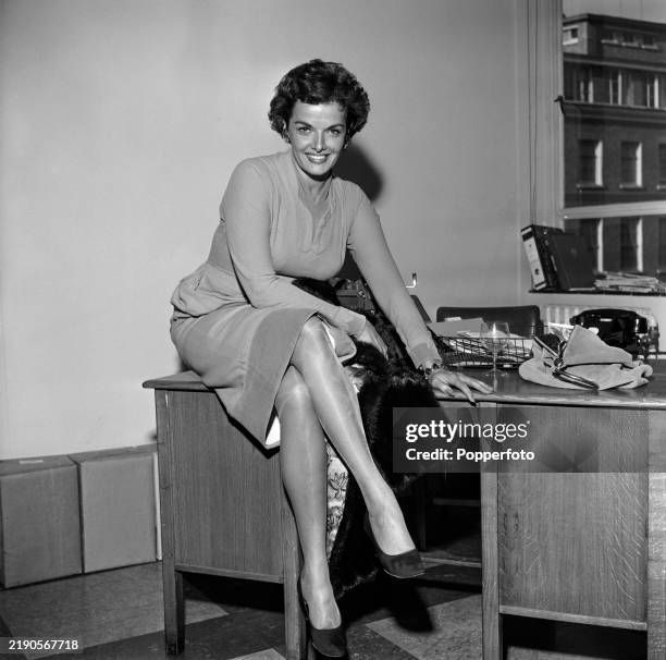 Jane Ru 79,320 1950 1959 Stock Photos, High-Res Pictures, and Images - Getty Images