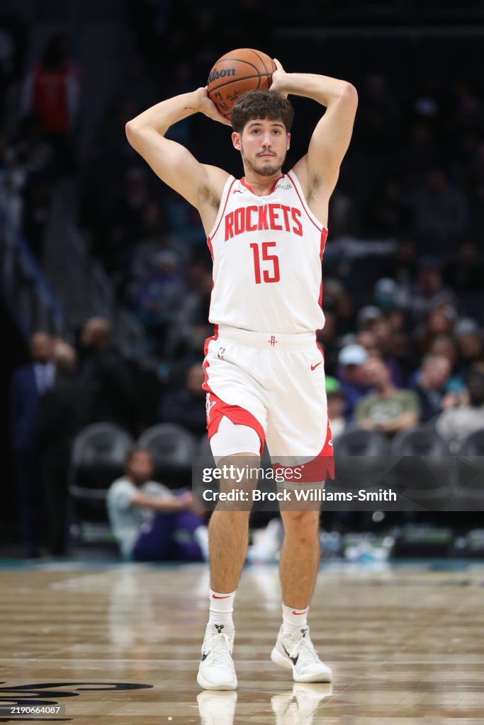Sheppard Houston Rockets Reed Sheppard of the Houston Rockets looks to pass the ball during ...