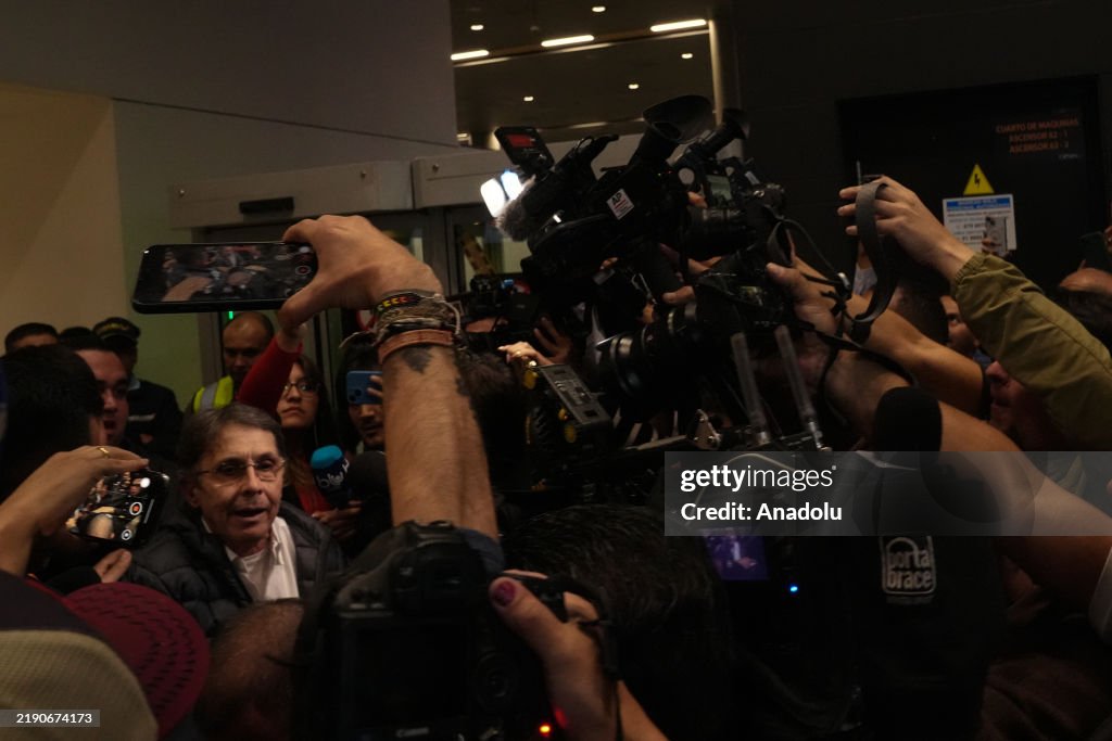 Legendary Medellin cartel key figure Fabio Ochoa deported to Colombia after 25 years in US prisons