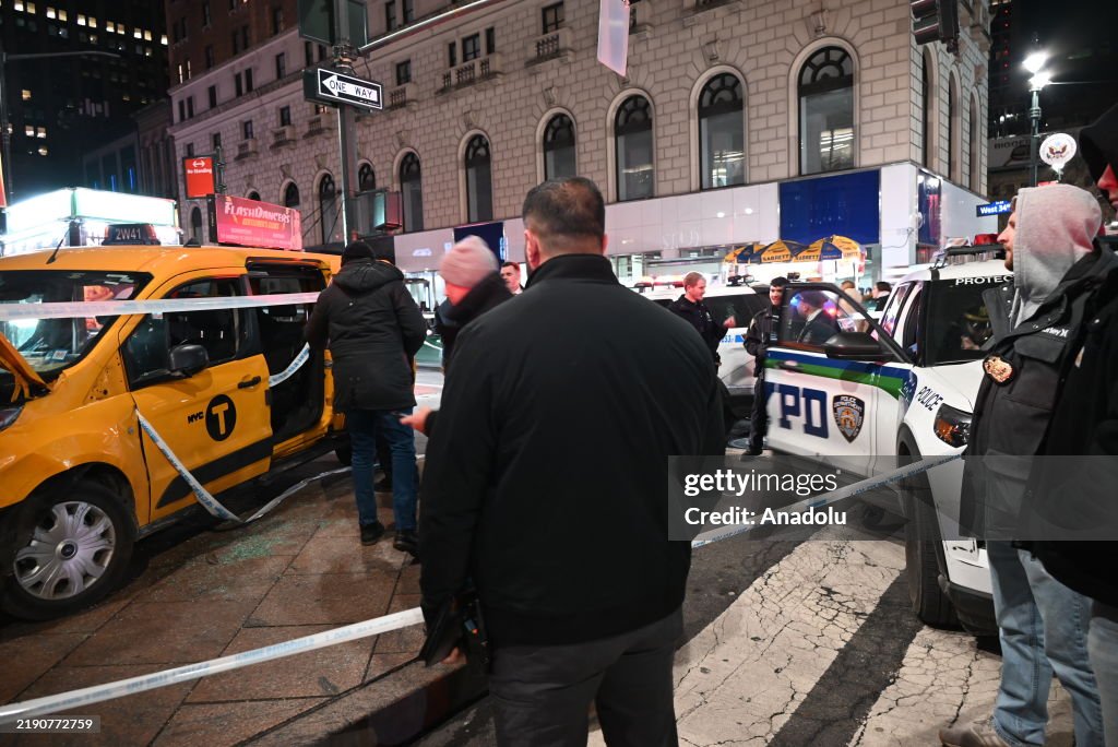 Multiple injured after car plows into pedestrians in New York's Herald Square