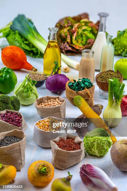 vegan food, all vegetable and organic - fennel beetroot stock pictures, royalty-free photos & images