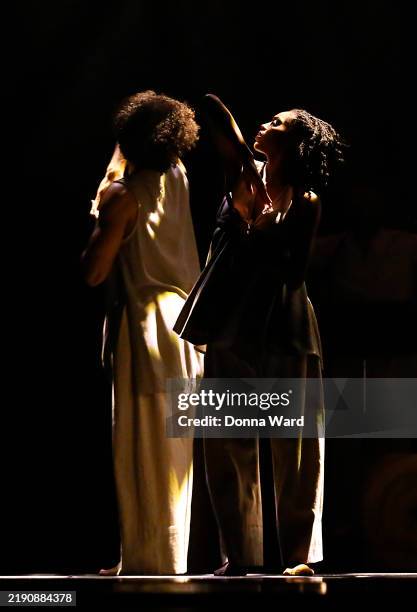 Alvin Rochell Mitchell Renton 47 Photos & High Res Pictures - Getty Images