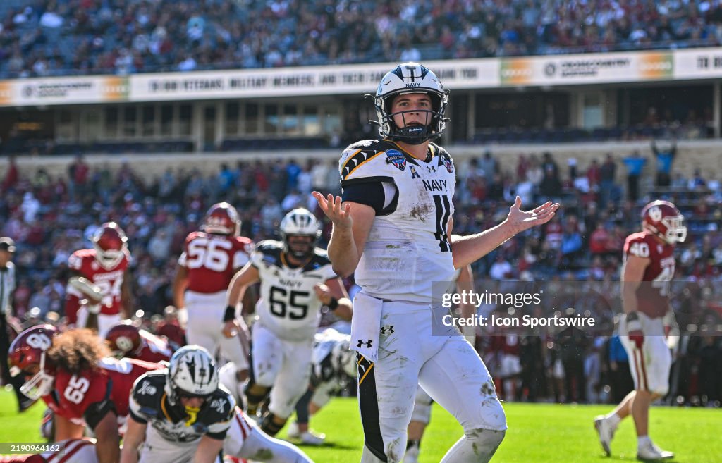 COLLEGE FOOTBALL: DEC 27 Navy Midshipmen vs Oklahoma Sooners