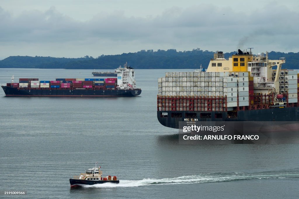 PANAMA-TRANSPORT-CANAL-FEATURE