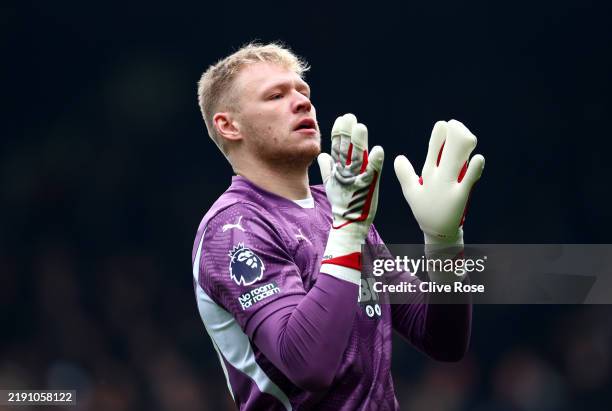 Aaron Ramsdale of Southampton applauds the fans prior to the Premier League match between Fulham FC and Southampton FC at Craven Cottage on December...