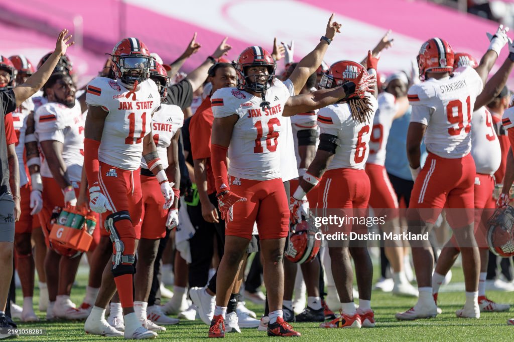 Ohio v Jacksonville State - StaffDNA Cure Bowl