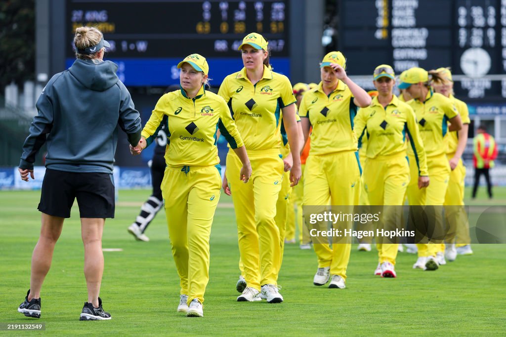 New Zealand v Australia - Women's ODI Series: Game 3