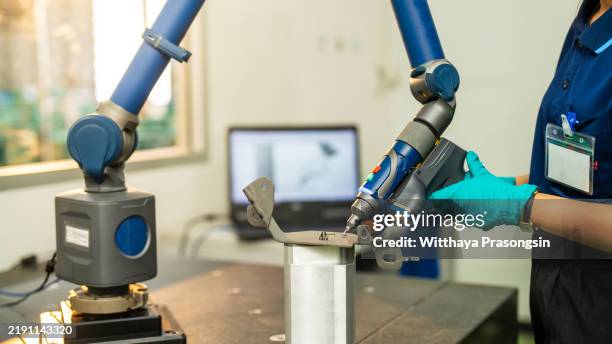 Lab Dimensional Measuring 88 Dimensional Metrology Stock Photos, High-Res Pictures, and Images ...