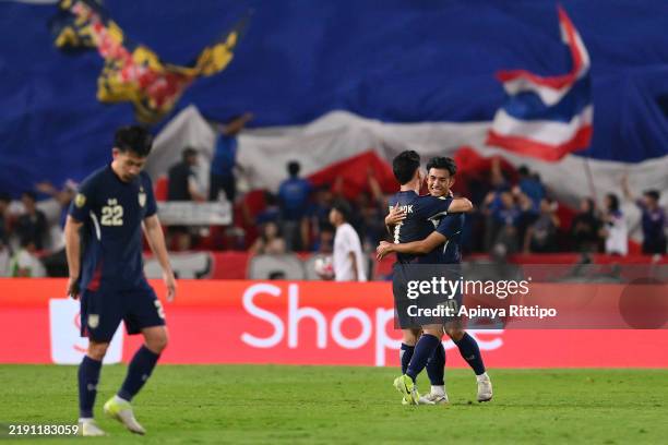 Supachok 517 Philippine National Football Team Stock Photos, High-Res Pictures ...