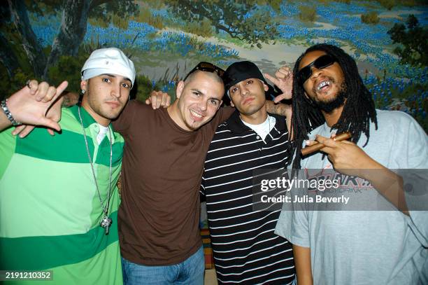 Pilay Na Rapper 25 Skillz (Rapper) Stock Photos, High-Res Pictures, and Images - Getty ...